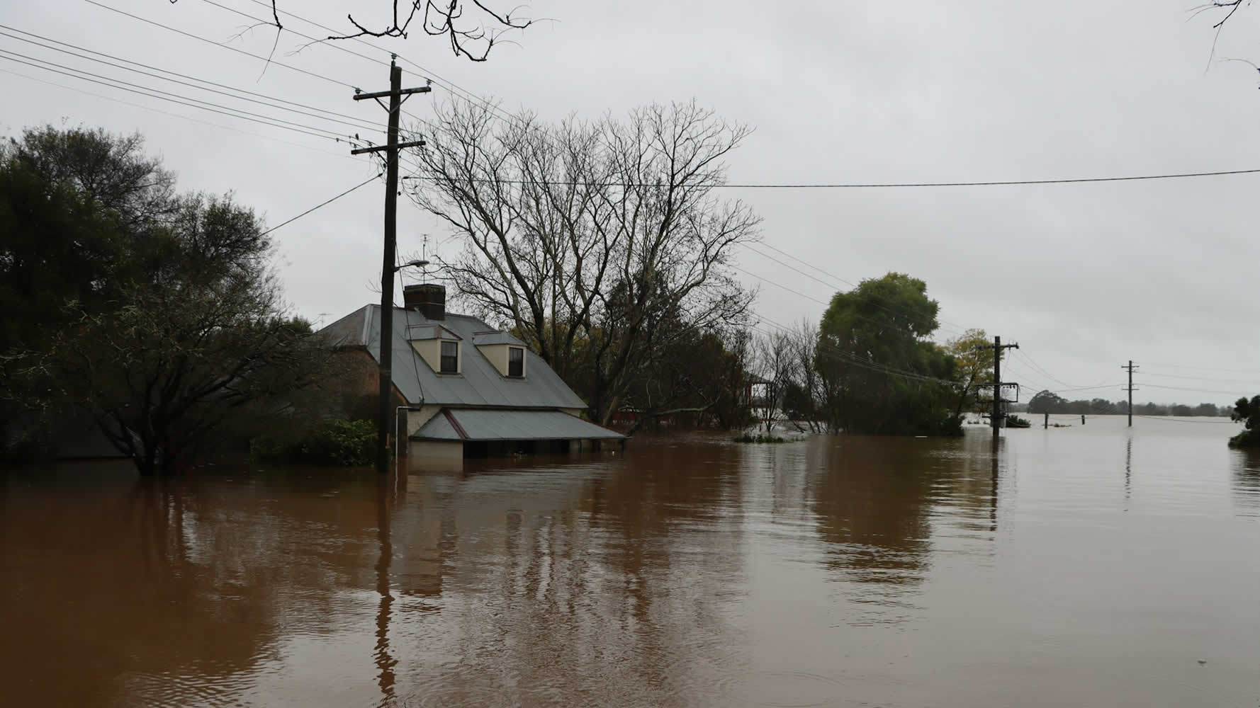 Flood restoration services from the Independent Supplier Network.